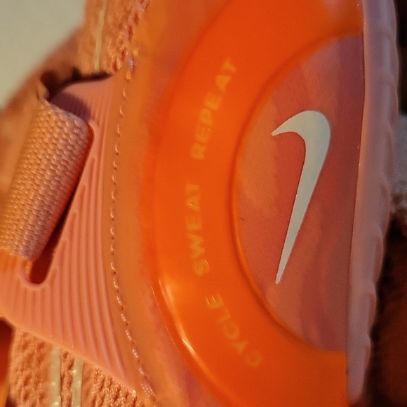 Nike Womens SuperRep Cycle 2 Next Nature Cycling - Picture 2 of 4